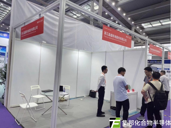 晶盛机电获得发明专利授权：“抛光垫粘贴用载体及粘贴方法”