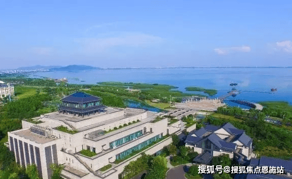 华丽家族涨停，上榜营业部合计净买入4096.89万元