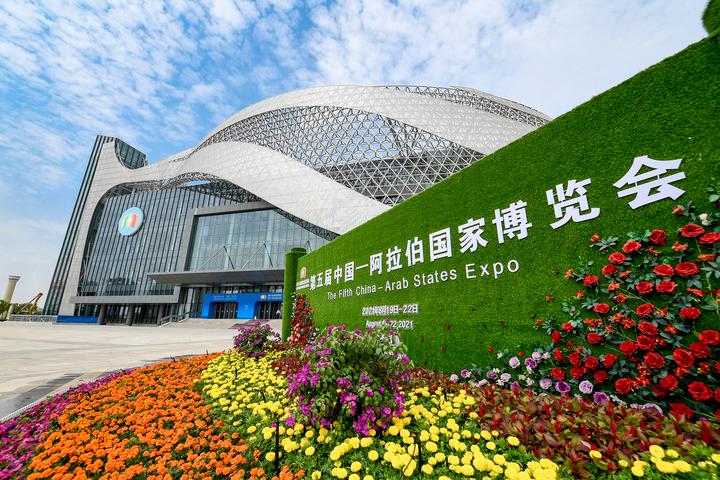 中兴商业持续扩大恐龙IP的影响力 积极寻求与更多潮流品牌合作
