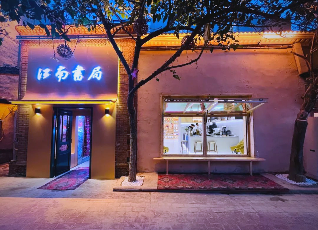 新华传媒：公司目前无重组计划