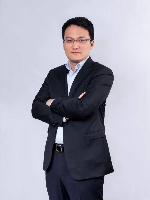 兴证全球基金邓娟：债市震荡阶段 牢牢把握投资主动性