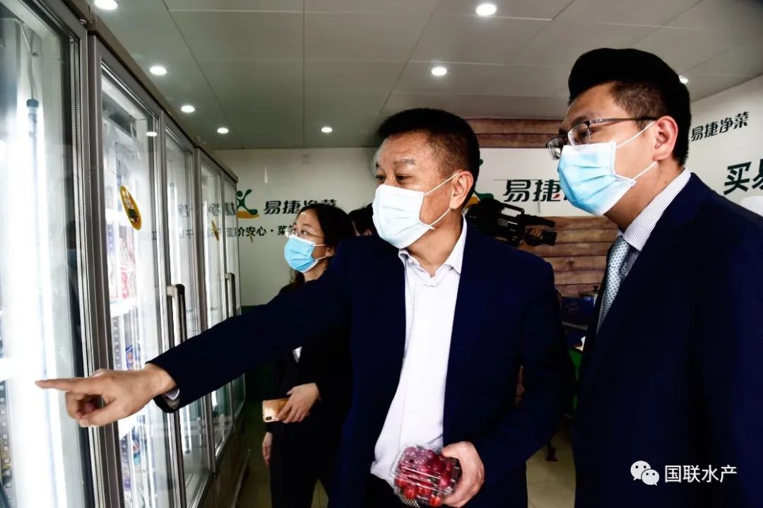 国联水产获得外观设计专利授权：“包装盒（汉虾传奇）”