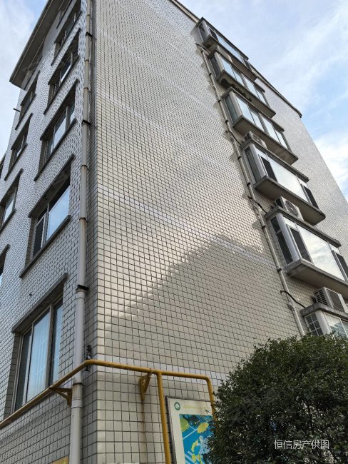 中交协城市交通分会联合货拉拉发布减碳报告：一年减少碳排放142万吨