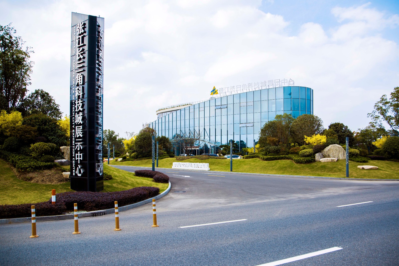 新三板创新层公司鸿星科技新增专利信息授权：“一种用于建筑塑钢门窗的处理设备”