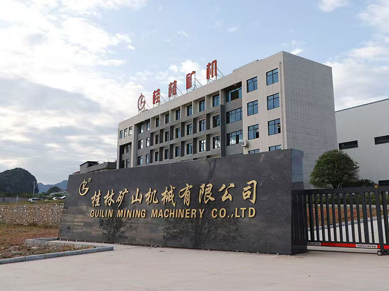 宝光股份获得实用新型专利授权：“一种真空灭弧室用电镀后砂氧化工装”