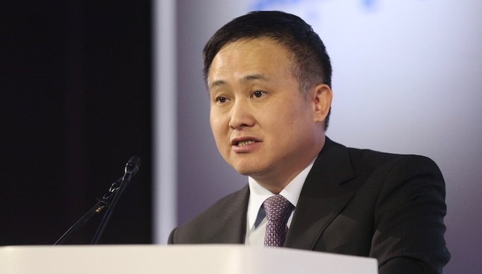 央行行长潘功胜会见香港证监会主席黄天�v、行政总裁梁凤仪