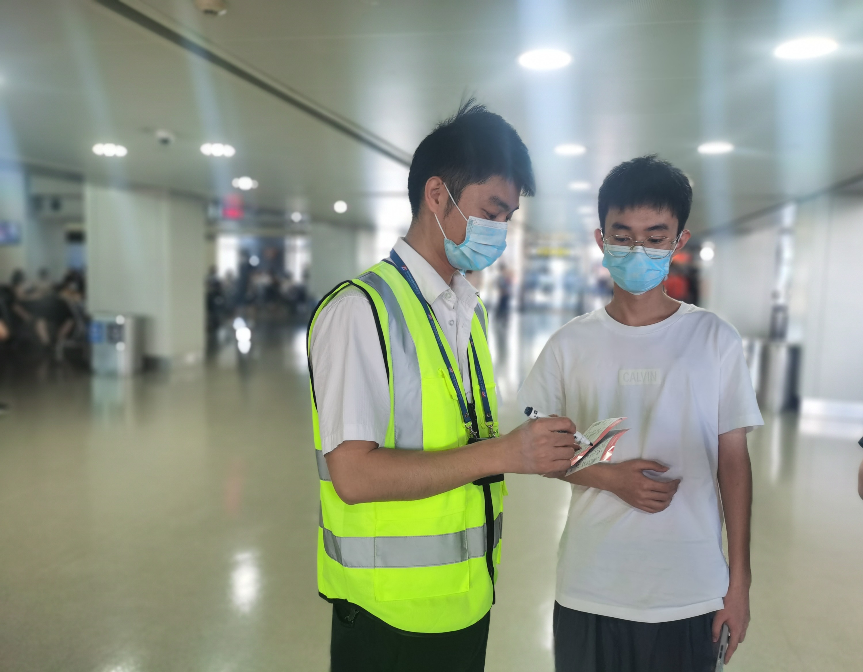 拥有“如意行”驾乘险，出行更顺畅！,人保有温度_2025年中国股票基金行业投资策略分析及前景预测