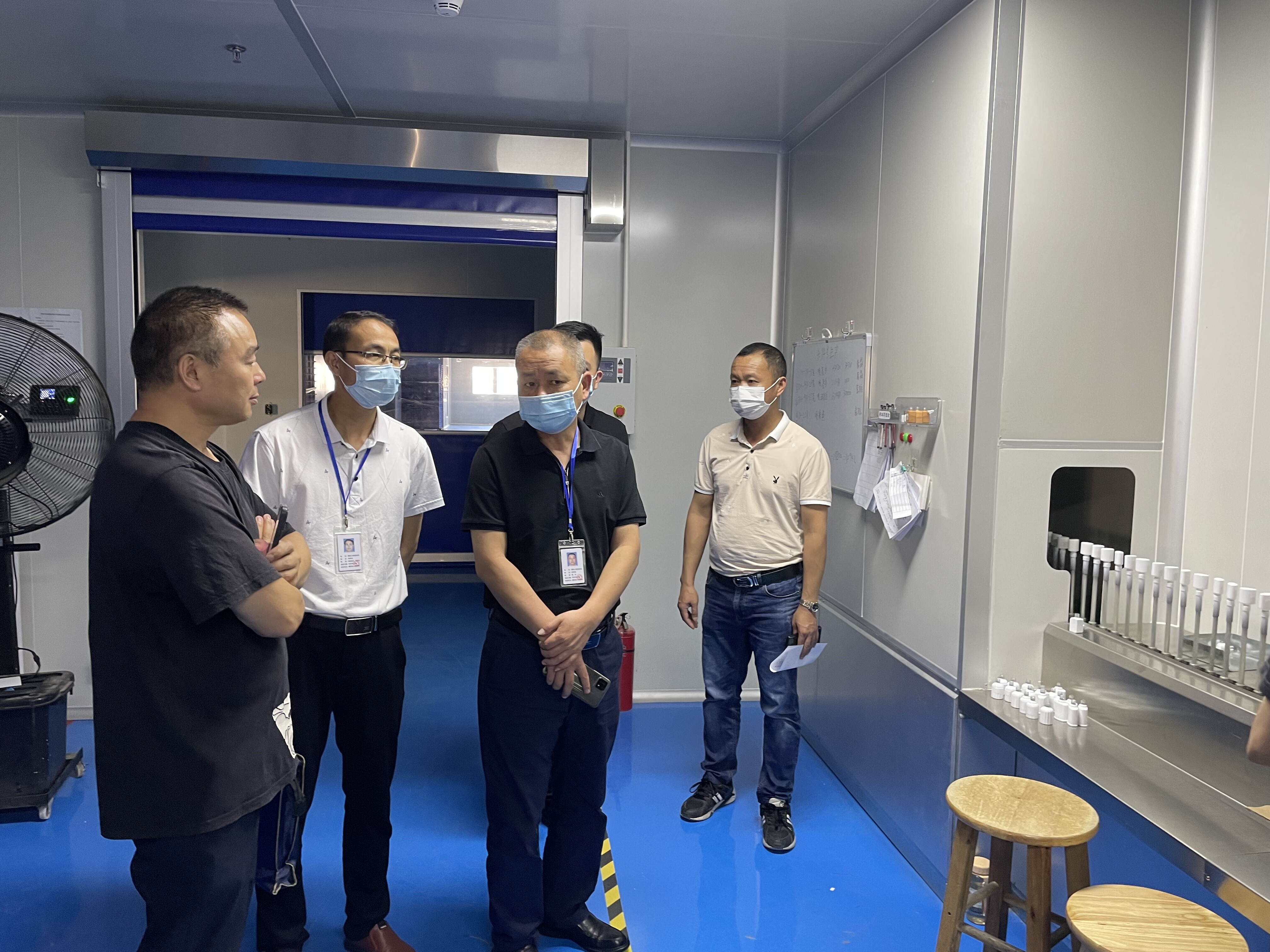 长鸿高科筹划重大资产重组，涉及进口替代生产工艺，多项业务投产助力长期发展