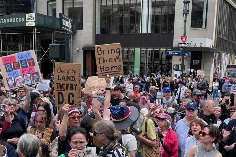 深夜狂飙！特朗普再出手？