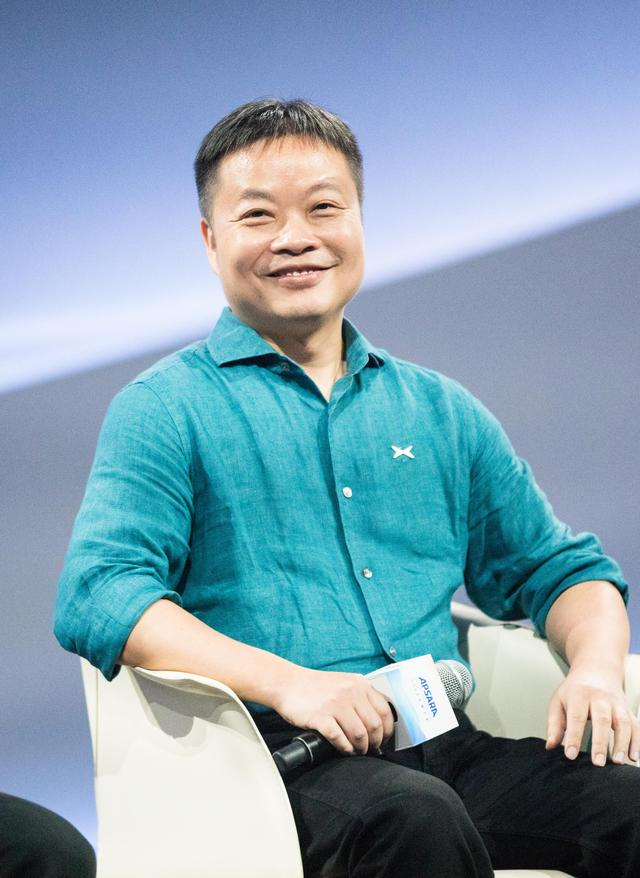 【财闻联播】长江电力中期分红方案公布！何小鹏：2026年全自动驾驶会真正到来