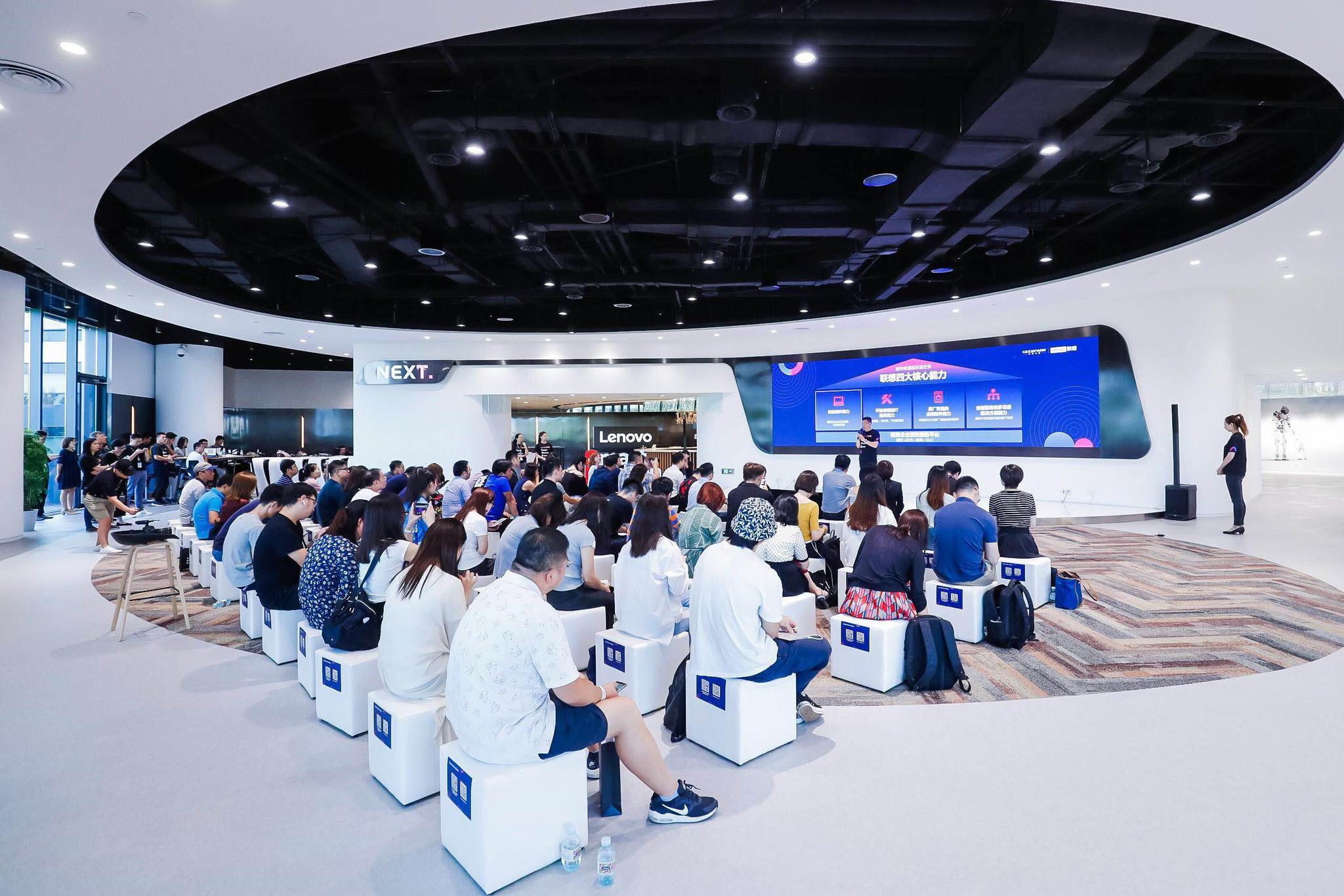 天保基建：天津联博基业科技发展有限公司是公司为推动产业投资业务发展，与联想公司合作开发“联想创新科技园”项目而设立的平台公司