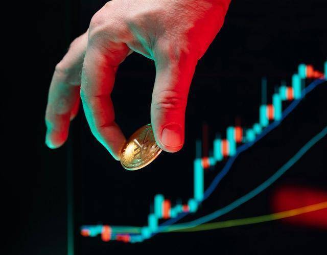 华峰测控:股东拟询价转让1%公司股份