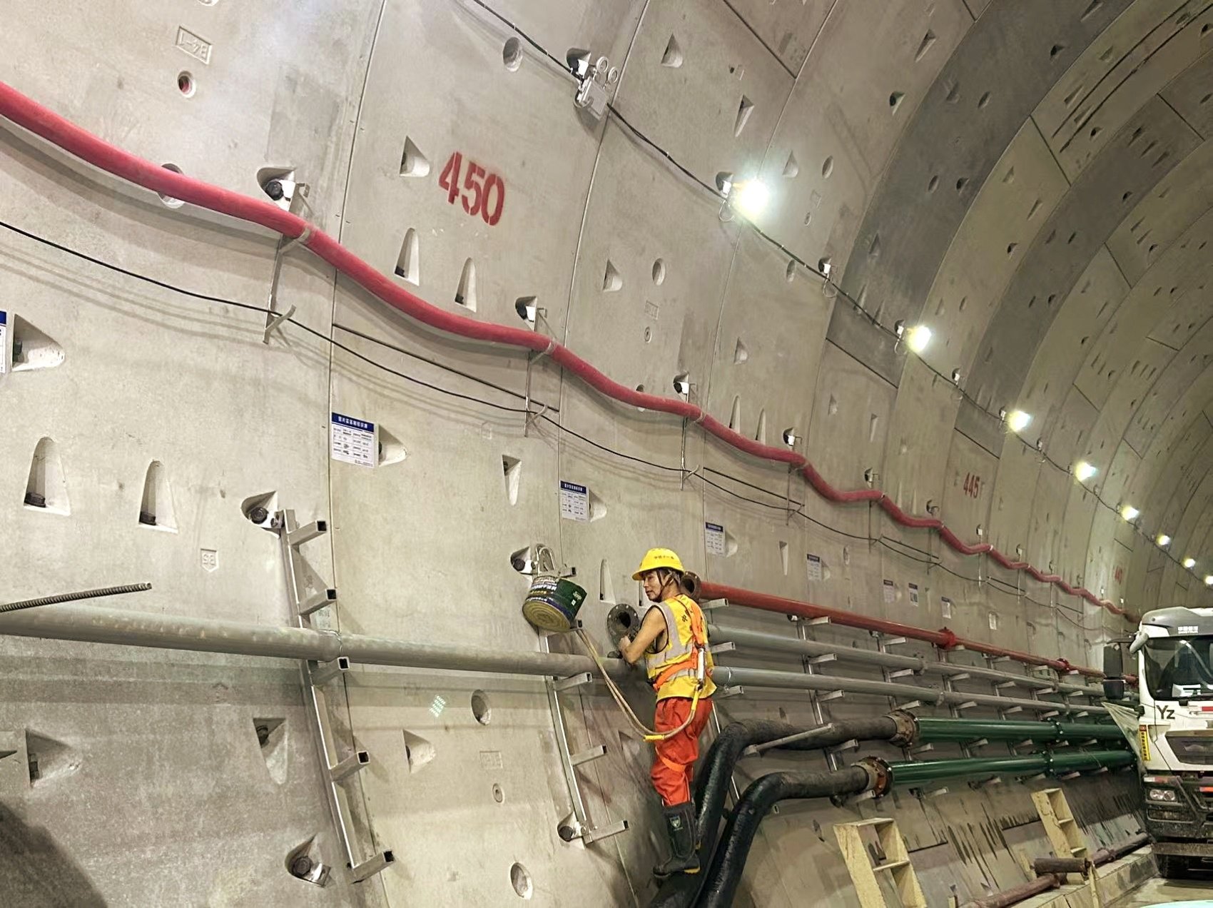 铁建重工获得发明专利授权:“一种大坡度斜井盾构机分区冷却水循环系统及盾构机”