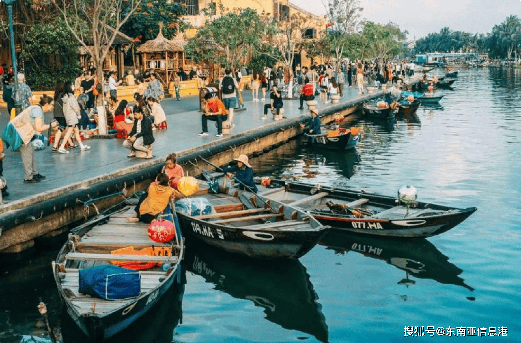 高考查分24小时内旅游搜索热度大涨86%，“准考证经济”激活暑期市场